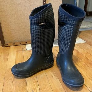 Womens Size8 Waterproof BOGS Insulated Boots